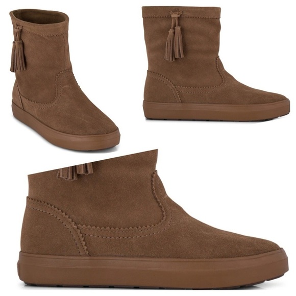 CROCS LODGEPOINT SUEDE PULL ON CROCBAND WINTER HIGH SNOW BOOT~Brown Tan size 10 - Picture 1 of 10